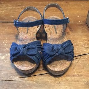 Girls wedge sandals— great for Summer!